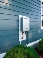 Rinnai RE199e High Efficiency Non-Condensing Tankless Hot Water Heater Outdoor - view 3